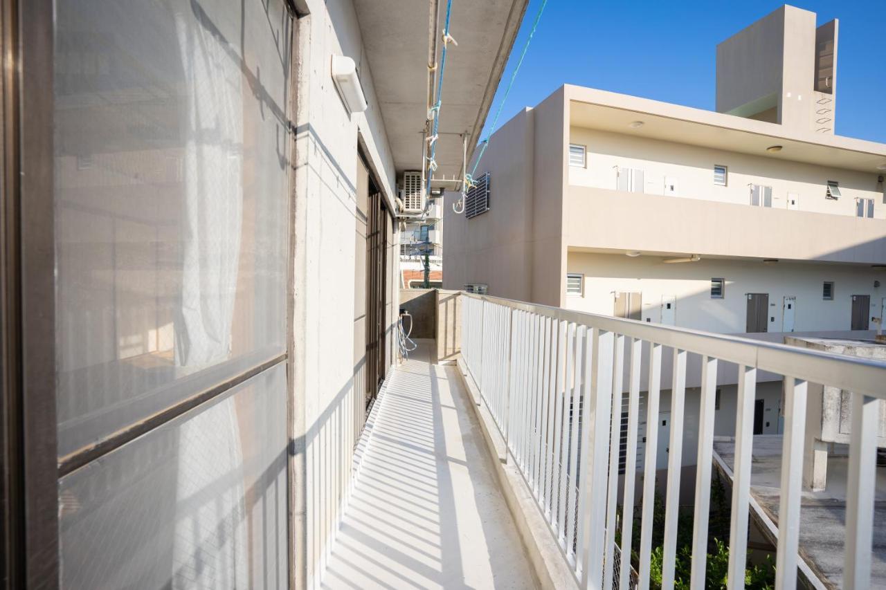 Appartement スマイルハイツ à Naha Extérieur photo
