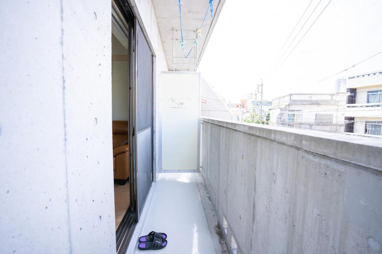 Appartement スマイルハイツ à Naha Extérieur photo