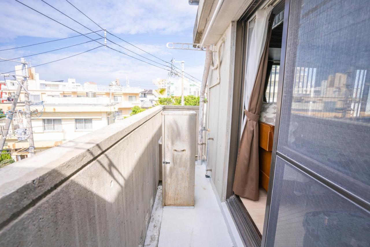 Appartement スマイルハイツ à Naha Extérieur photo